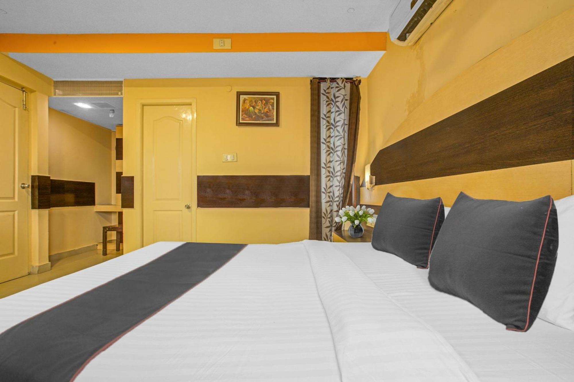 Collection O Mgr Inn Pondicherry Bagian luar foto